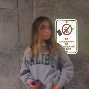 Meet your Posher, Bella